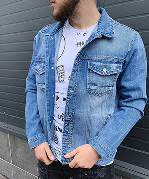 Трендовая куртка с волчьим мехом. Как правильно выбрать и