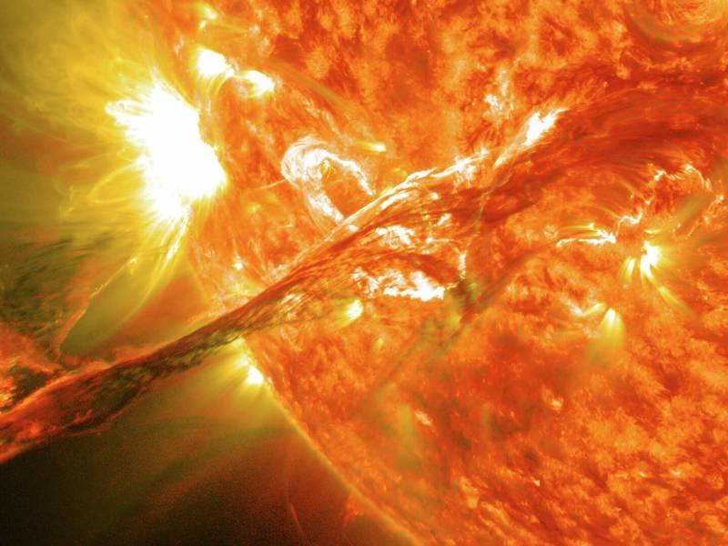 
Астрономы предупредили о начале сильной супербури 19 июля 2022 года                