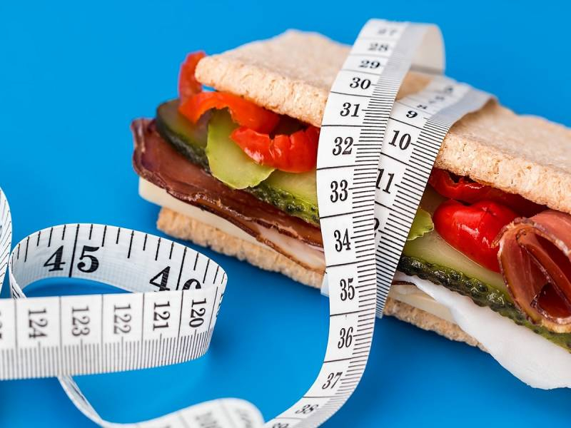 
Чувство голода во время диеты: как с ним бороться, чтобы не навредить организму                