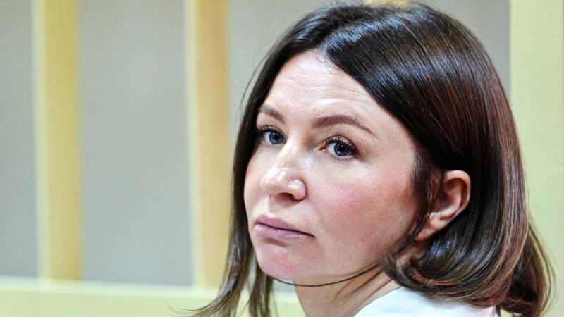 
Деньги капают: Шабутдинов и Блиновская продолжают зарабатывать под арестом                