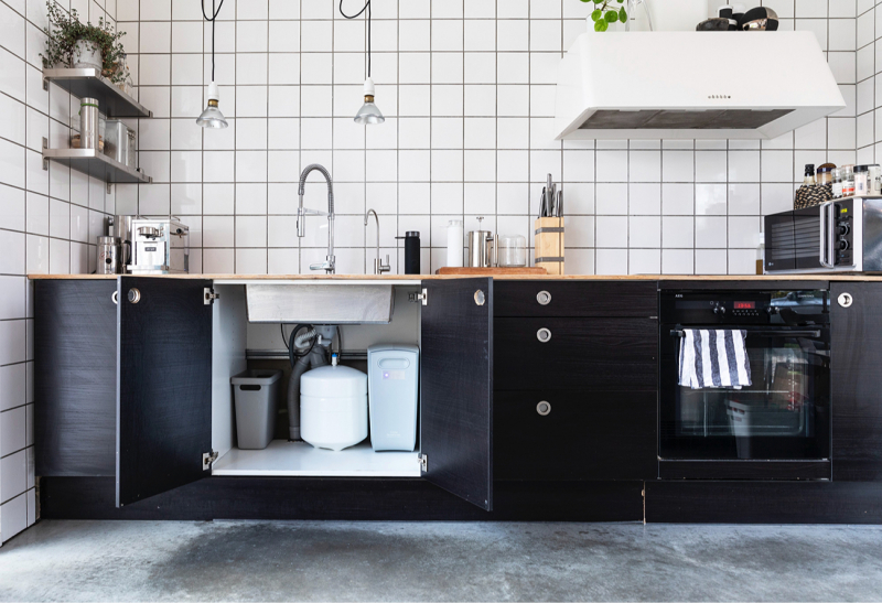 Кухня без верхних шкафчиков: примеры дизайна и советы экспертов