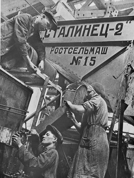 
Непрерывные рабочие недели в СССР. Как эксперимент власти разрушал семьи                