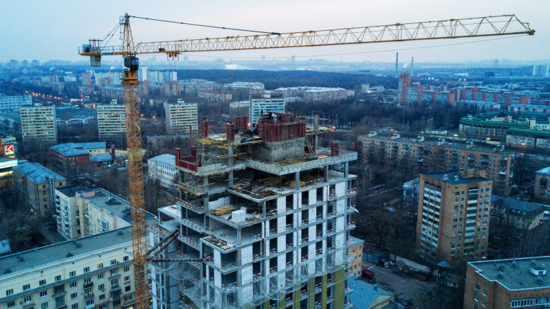 Почти 1 тысячу объектов строят в регионах РФ с инфраструктурными кредитами