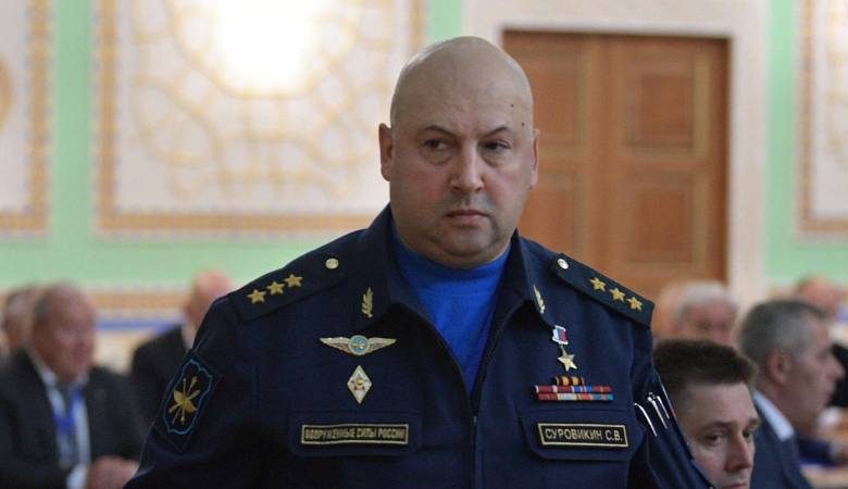 
Сенсационные новости: генерал Сергей Суровикин вернулся в Москву                