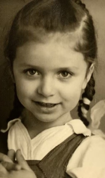 10-й ребенок в 66 лет! Как немка родила «футбольную команду» без ЭКО и суррогатной матери