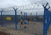 Универсальный забор из прутьев