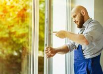 Особенности ремонта пластиковых окон
