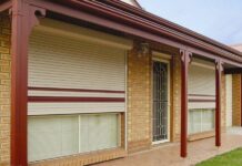 Роллеты в дизайне загородного дома