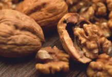 Польза грецкого ореха для организма человека