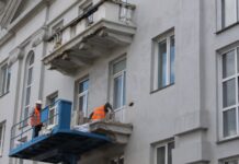 Как правильно выполнить демонтаж балкона?