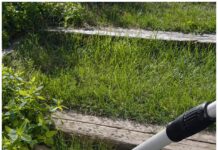 Триммер для стрижки травы