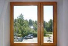 Деревянные окна со стеклопакетом для дома