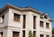 Как выглядит фасад из травертина?