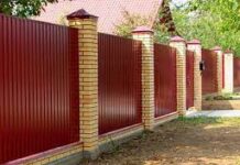 Как правильно выбрать профнастил для забора?