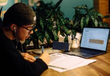 Плюсы и минусы онлайн курсов подготовки к ЕГЭ