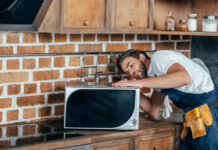 Самые частые поломки микроволновок и их устранение