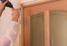 Как установить межкомнатную дверь