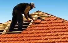 Натуральная черепица: особенности монтажа