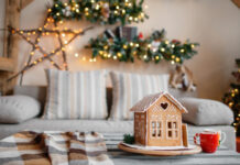 Как украсить квартиру к Новому году: идеи новогоднего интерьера — 2024