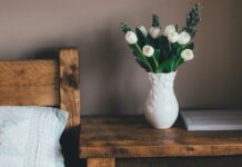 Интерьер деревянного дома: эксперты объяснили, какой стиль выбрать именно вам