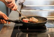 Врач развеял популярный миф о посуде с антипригарным покрытием