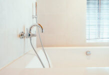 Какой герметик выбрать для ванны