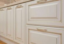 Мебельные фасады из МДФ: особенности, преимущества и применение