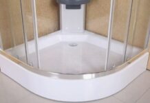 Как выбрать и установить душевой угол?