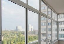 Преимущества теплого остекления балконов