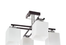 Люстры в интерьере: виды, особенности выбора и роль в дизайне помещения