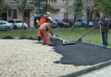 Обустройство придомовой площадки: выбор материалов и технологии укладки