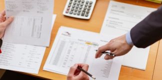 Смета выросла в процессе ремонта: законные способы остановить «поборы» строителей