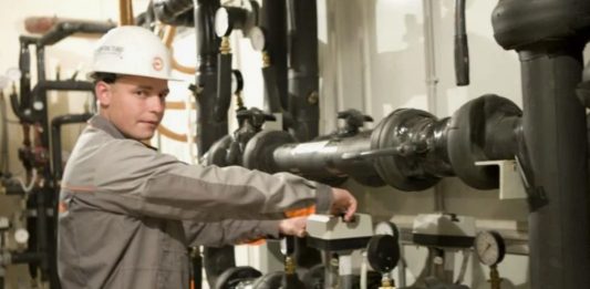 Профессиональная очистка и обслуживание инженерных сетей здания