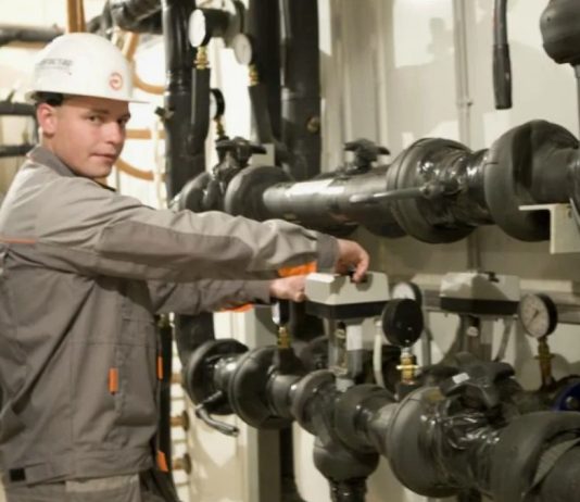 Профессиональная очистка и обслуживание инженерных сетей здания