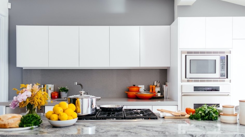Долгосрочные тренды в дизайне кухонь: как создать стильное и функциональное пространство