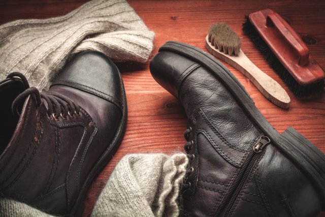 Как ухаживать за зимней обувью и одеждой 