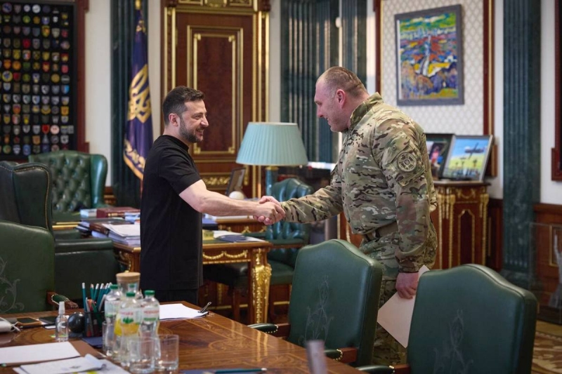 Камни против дронов. Найдены смельчаки, помешавшие подлости СБУ. Как беспилотники противника добрались до Сибири?