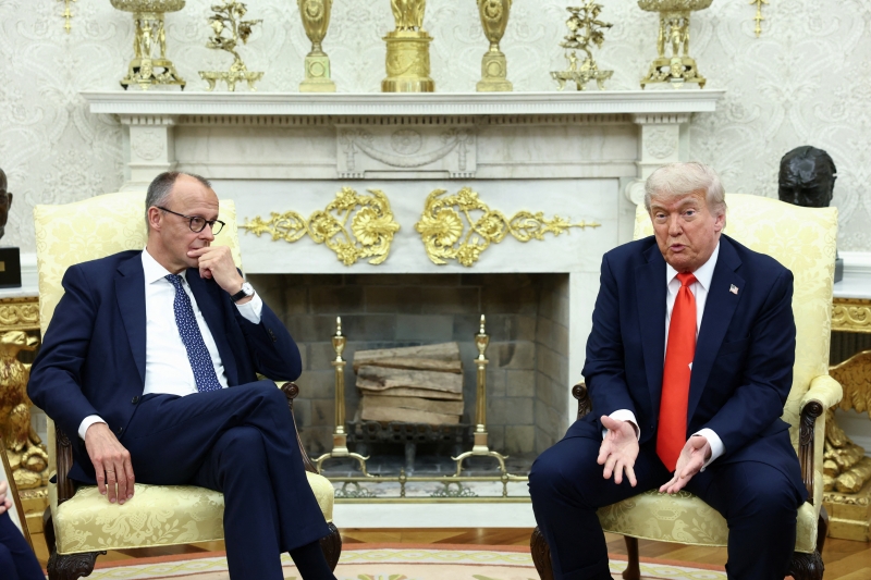 Космический импичмент! Трамп и Маск устроили дуэль. Грандиозный скандал в Белом доме