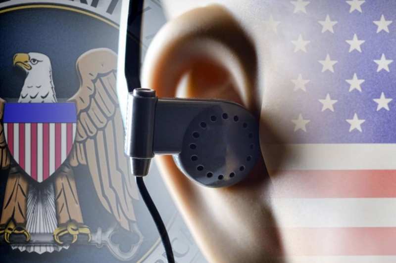 Палата представителей США расширила и продлила прослушку телефонов американцев