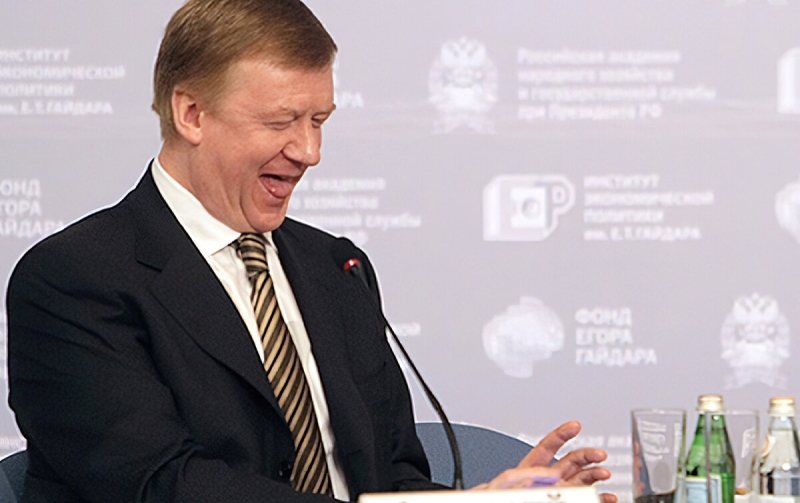 Первым сбежал с корабля. Зачем Чубайс избавился от всех своих российских «сокровищ»