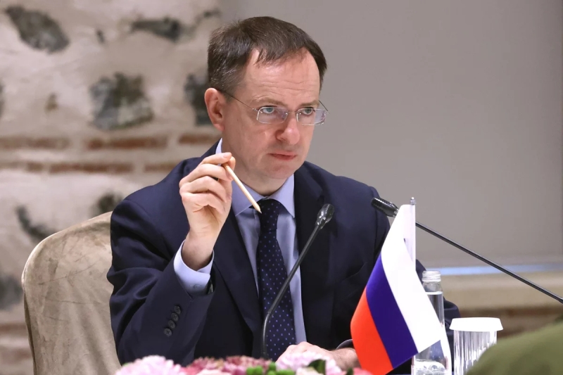 «Сделает всё, что прикажут». Зачем преданный Путину «теневой дипломат» Абрамович отправился в Стамбул