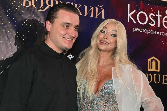 Сюрприз для бабушки на шпагате. Дочь Волочковой рассказала о свадьбе и детях