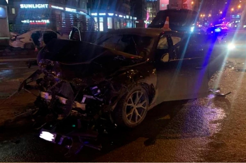 В Минздраве рассказал о состоянии пострадавших в ДТП c BMW в Новосибирске